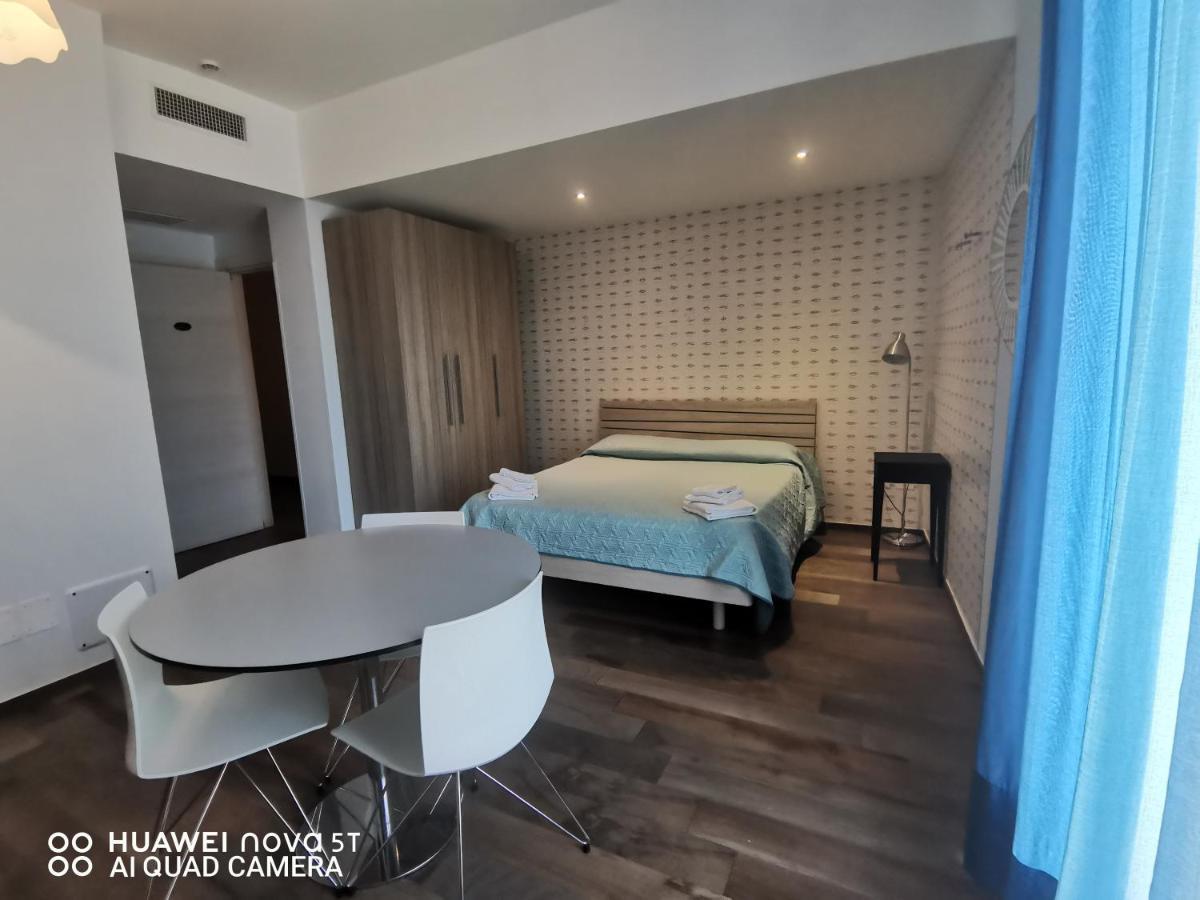 Zacapa B&B Taranto Exteriör bild