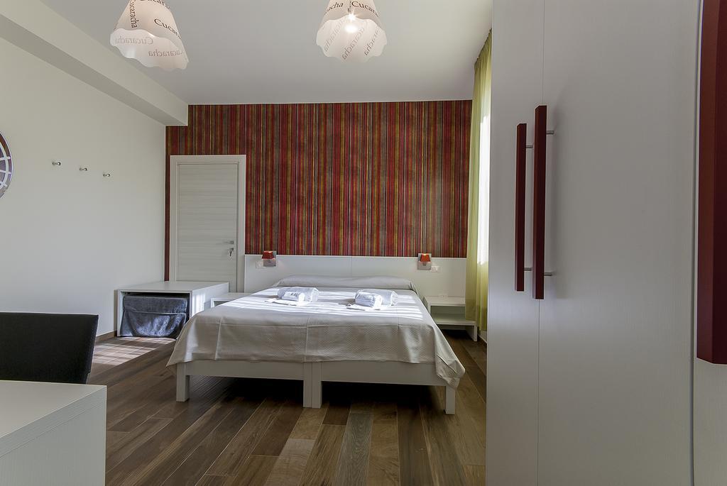 Zacapa B&B Taranto Exteriör bild